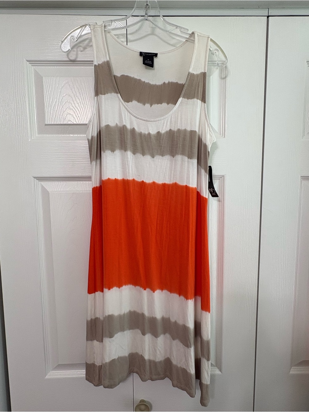 New Directions Sleeveless Summer Dress. Size 14. NWT.